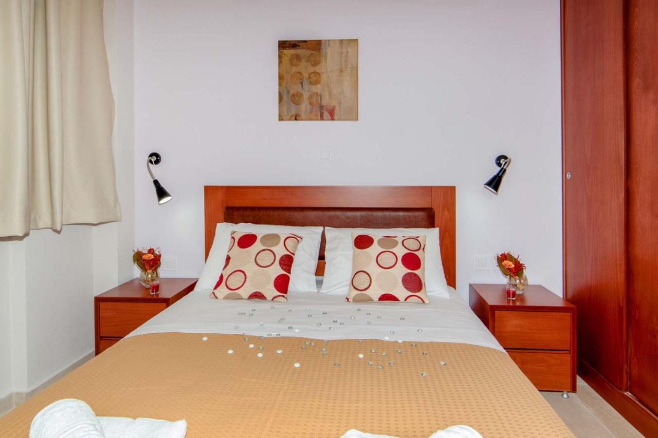 Erosaria Suites Nikiti  Buitenkant foto