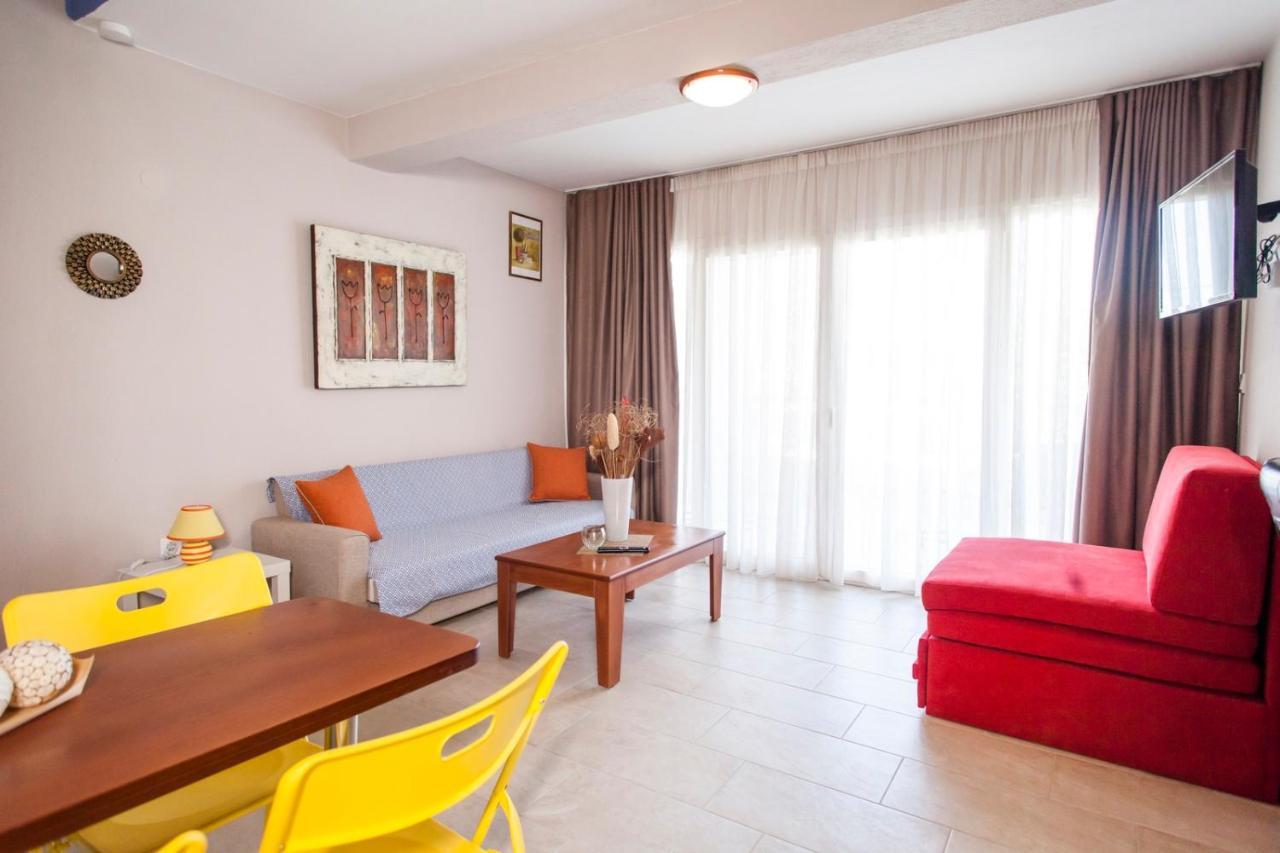 Erosaria Suites Nikiti  Buitenkant foto