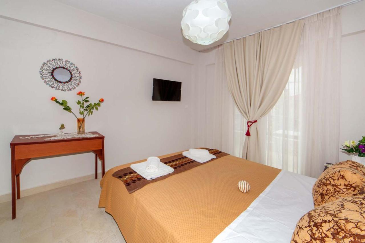 Erosaria Suites Nikiti  Buitenkant foto