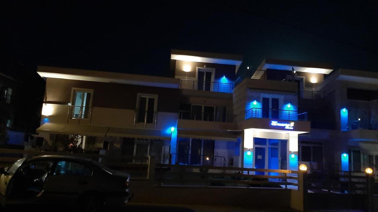 Erosaria Suites Nikiti  Buitenkant foto